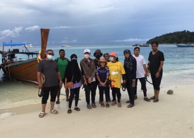 Family Song Koh Lipe - Accomodation & FIshing